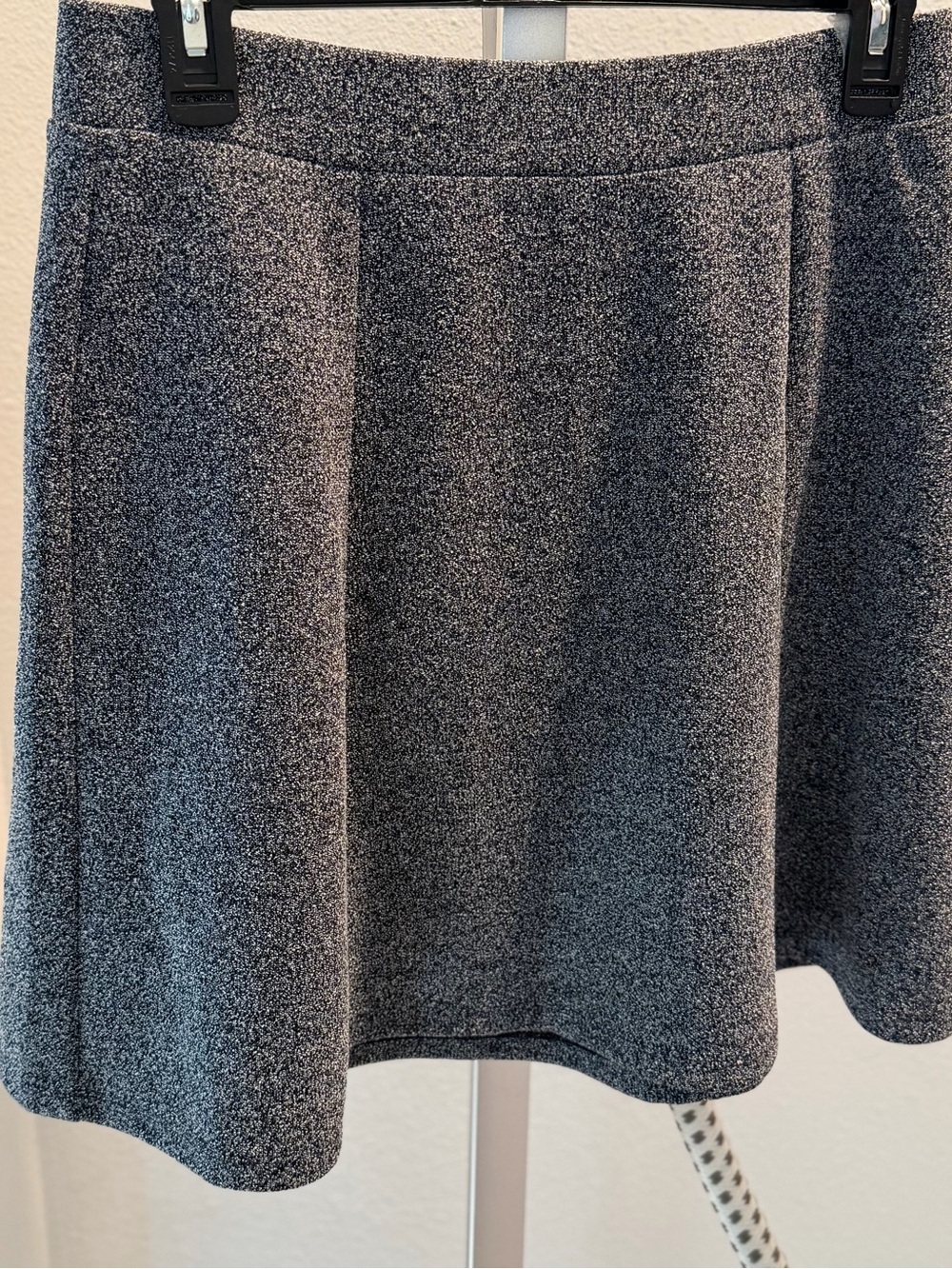LOFT Gray Textured Skater Skirt